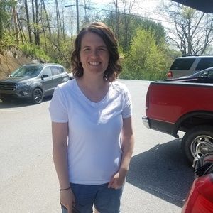 Meet your Posher, Brittney